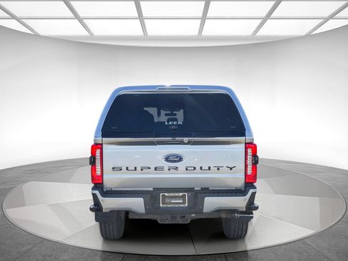 Used 2023 Ford F250 Lariat w/ Sport Appearance Package AWD/4WD image 3