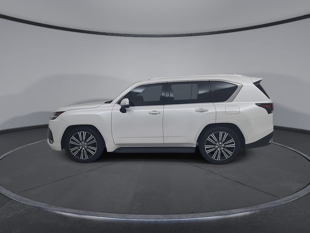 Used 2024 Lexus LX 600 4WD w/ Luxury Package image 11