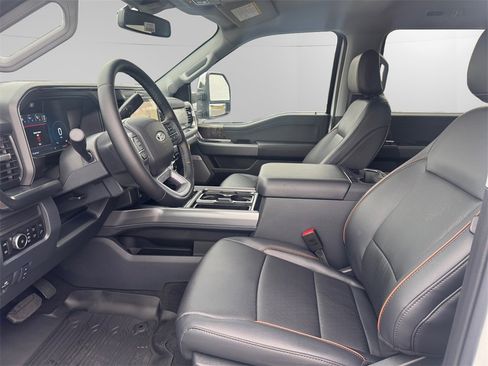 New 2026 Ford F250 Lariat w/ Chrome Package image 13