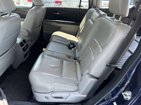 Used 2016 Honda Pilot Touring image 16