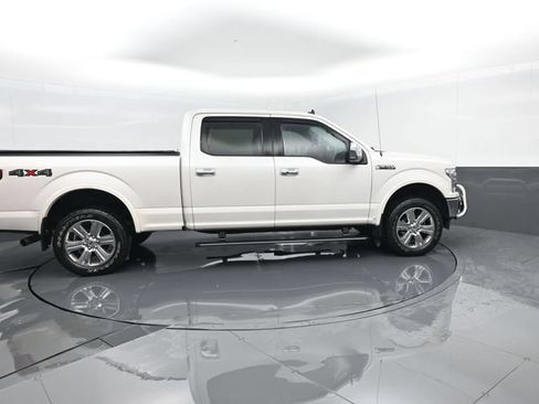Used 2019 Ford F150 Lariat w/ Equipment Group 502A Luxury AWD/4WD image 4