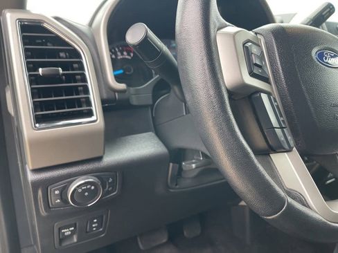 Used 2017 Ford F150 Lariat image 16