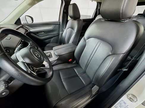 Used 2024 MAZDA CX-90 3.3 Turbo w/ Preferred Plus image 15