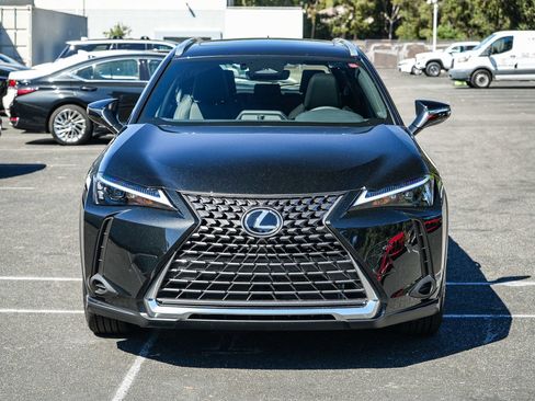 New 2026 Lexus UX 300h FWD image 2