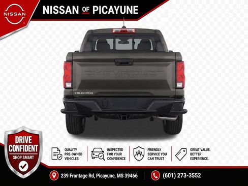 Used 2023 Chevrolet Colorado W/T RWD image 4