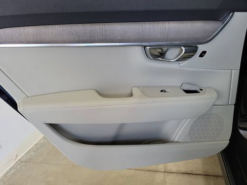 Certified 2023 Volvo S90 B6 Plus AWD/4WD image 16