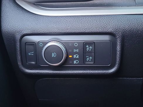 Used 2021 Ford Explorer XLT w/ Equipment Group 202A image 30