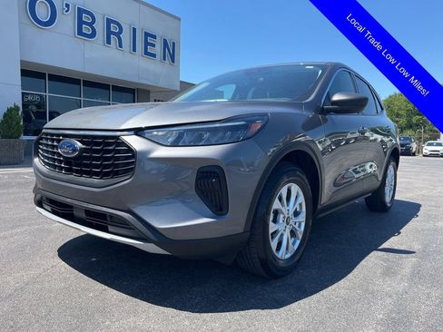 Used 2023 Ford Escape Active AWD/4WD image 1