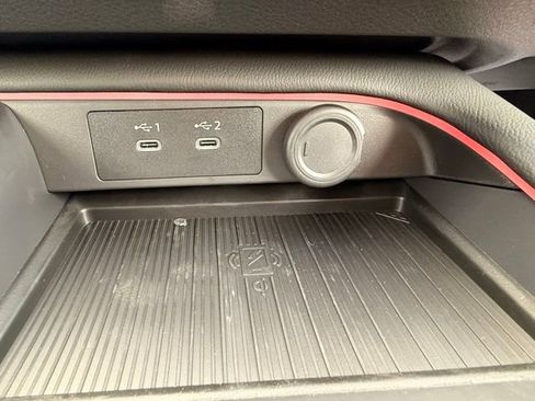 New 2026 Nissan Sentra SR w/ SR Premium Package image 34