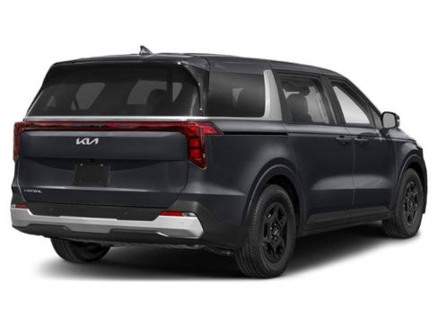 Used 2025 Kia Carnival FWD image 2