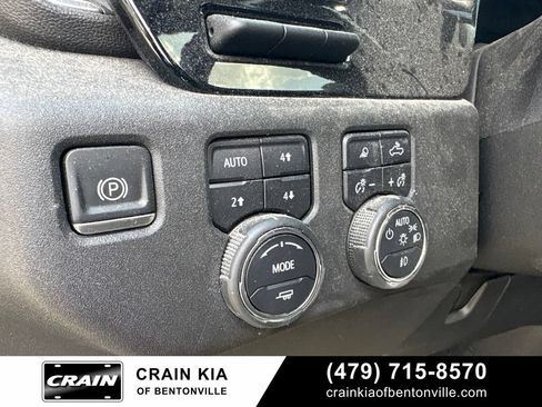 Used 2024 Chevrolet Silverado 2500 High Country w/ High Country Premium Package AWD/4WD image 14