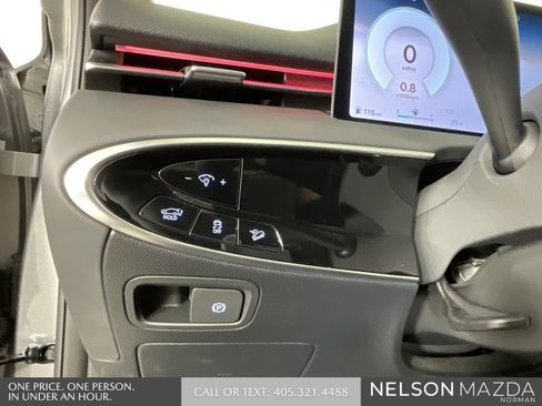 Used 2026 Genesis GV70 2.5T image 36