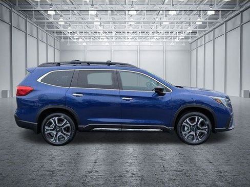 Used 2026 Subaru Ascent Touring w/ Popular Package #1 AWD/4WD image 6