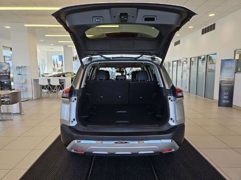 Certified 2023 Nissan Rogue Platinum w/ Platinum Premium Package image 10