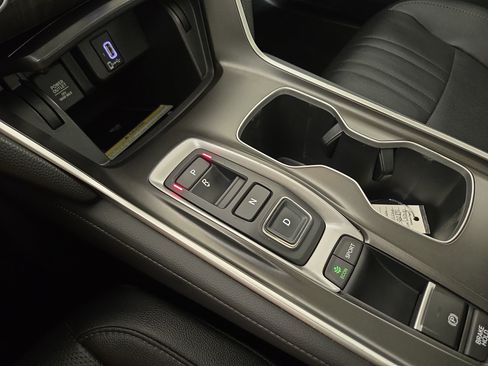 Used 2020 Honda Accord Touring image 25