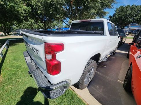 Used 2021 Chevrolet Silverado 1500 LT w/ All Star Edition Plus AWD/4WD image 3