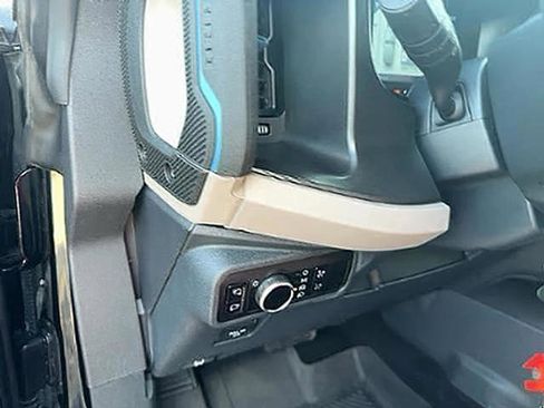 Used 2023 Ford Bronco Wildtrak AWD/4WD image 22
