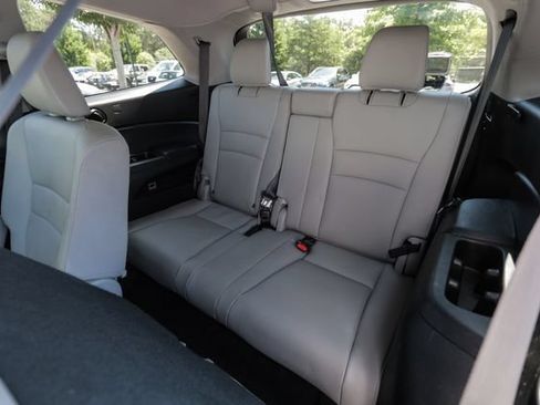 Used 2017 Honda Pilot EX-L image 19