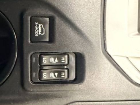 Used 2019 Subaru Crosstrek 2.0i Premium w/ Eyesight System image 38