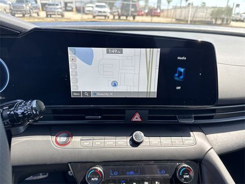 New 2025 Hyundai Elantra N Line image 18