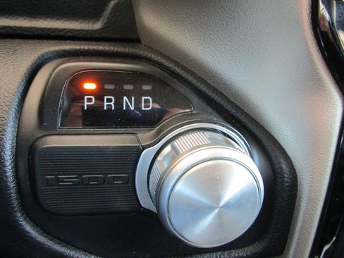 Used 2020 RAM 1500 Laramie RWD image 40