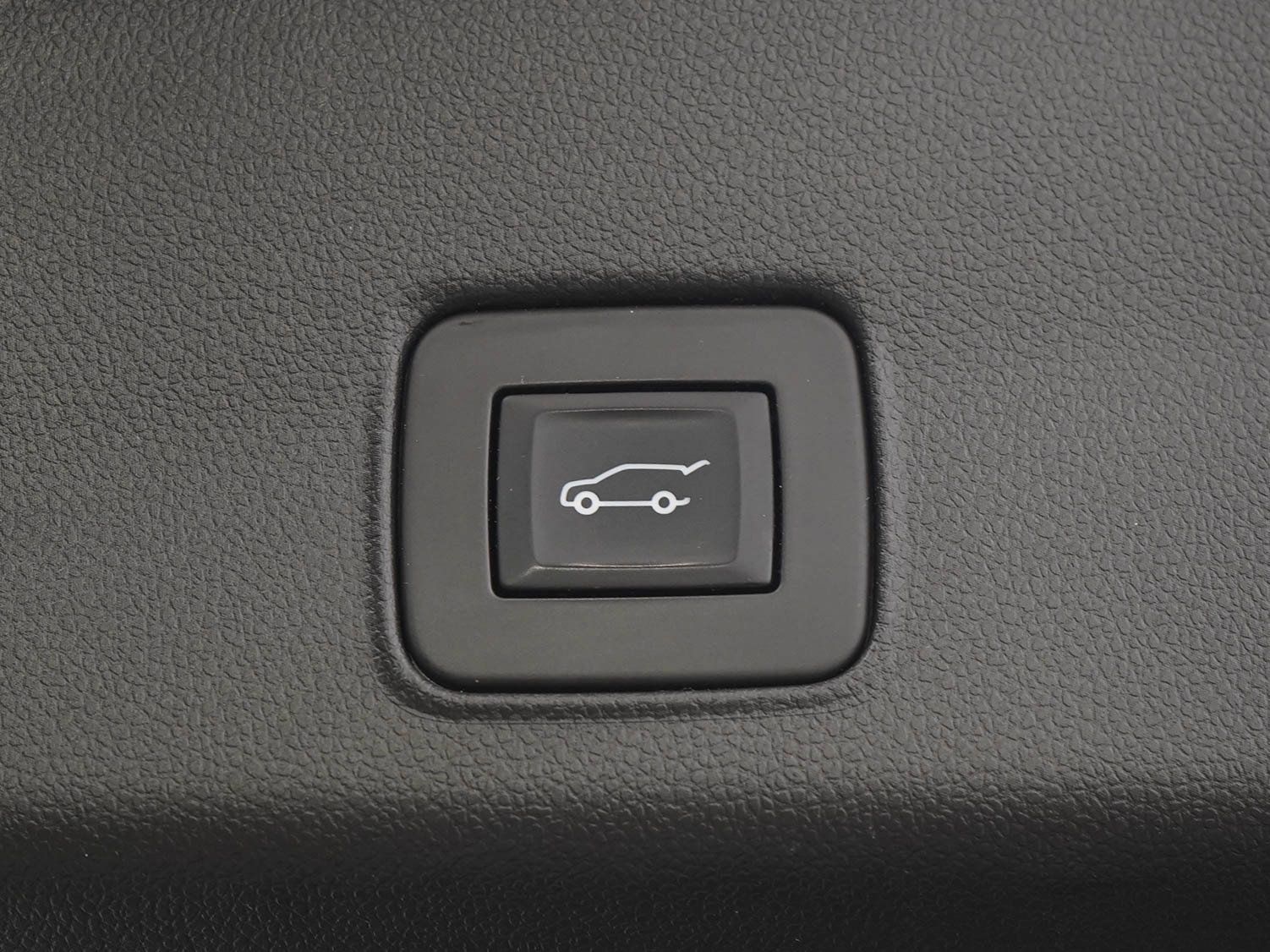 Used 2022 Chevrolet TrailBlazer ACTIV w/ Sun and Liftgate Package AWD/4WD image 12