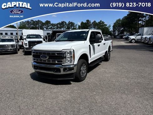Used 2025 Ford F250 XLT AWD/4WD image 1