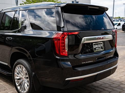 Used 2023 GMC Yukon Denali AWD/4WD image 19