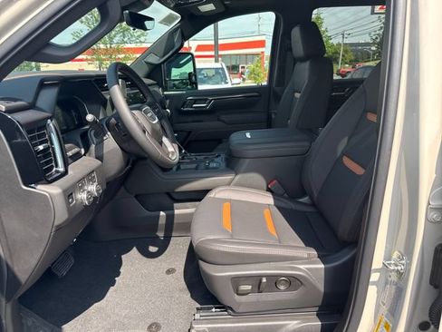 New 2026 GMC Sierra 2500 AT4 w/ AT4 Premium Plus Package AWD/4WD image 13