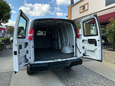 Used 2020 Chevrolet Express 2500 Extended w/ Driver Convenience Package RWD image 10