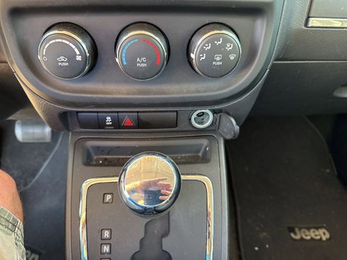 Used 2015 Jeep Patriot Sport w/ Power Value Group image 24