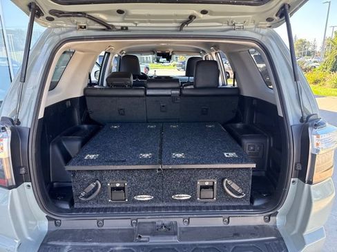 Used 2022 Toyota 4Runner TRD Off-Road Premium w/ TRD Black Wheel Package (TMS) AWD/4WD image 27