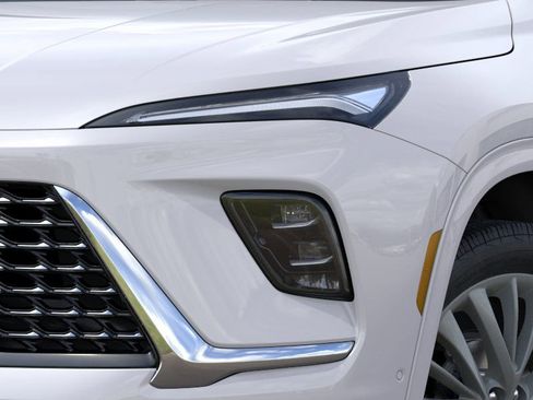 New 2025 Buick Enclave Avenir w/ Super Cruise Package image 29