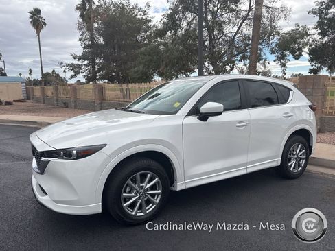 Used 2024 MAZDA CX-5 AWD 2.5 S w/ Preferred Package image 2