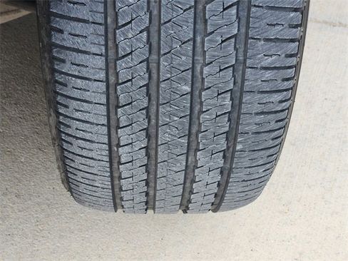 Used 2022 Jeep Grand Cherokee Limited 4xe image 12