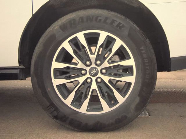 Used 2025 Ford Expedition Max Platinum AWD/4WD image 19