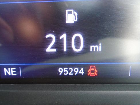 Used 2019 Cadillac XT4 Premium Luxury image 17