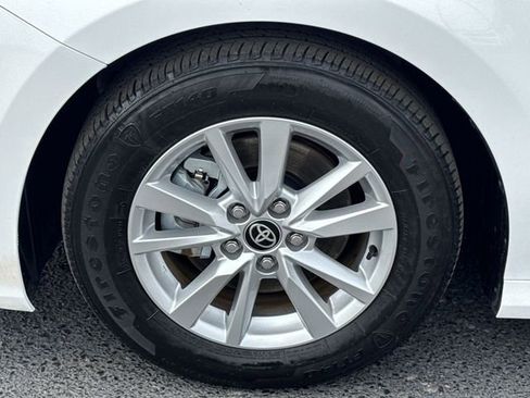 Used 2025 Toyota Camry LE image 20