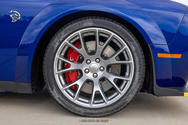 Used 2022 Dodge Challenger SRT Hellcat RWD image 93