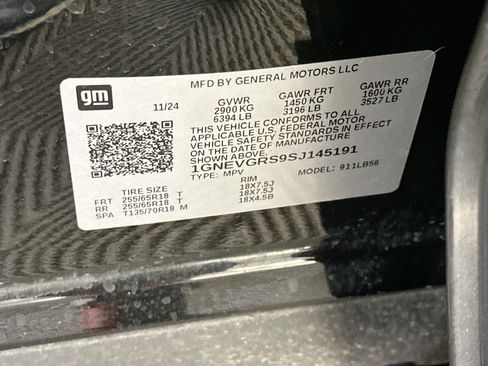 Used 2025 Chevrolet Traverse LT AWD/4WD image 12