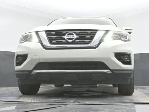 Used 2019 Nissan Pathfinder SL FWD image 28