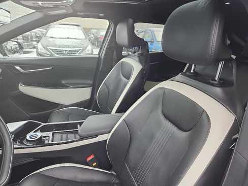 Used 2022 Kia EV6 GT-Line image 23