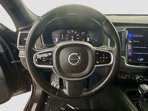 Used 2019 Volvo XC90 T5 Momentum w/ Protection Package Premier FWD image 13