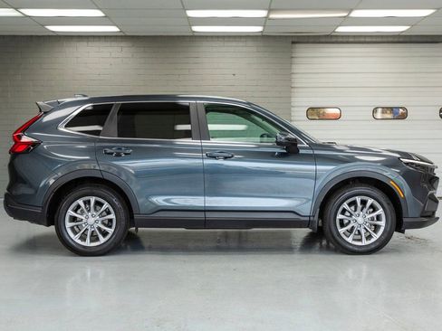 Used 2023 Honda CR-V EX-L image 3