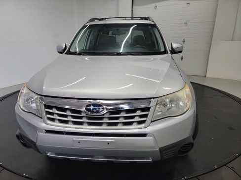 Used 2012 Subaru Forester 2.5X Premium AWD/4WD image 2