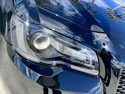 Used 2023 Chrysler 300 S image 27