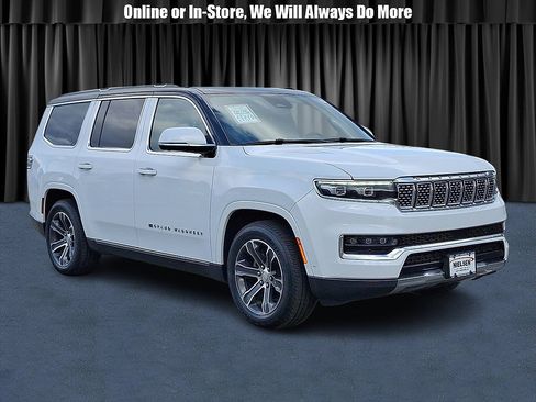Used 2022 Jeep Grand Wagoneer Series I w/ Flexible Seating Group AWD/4WD image 1