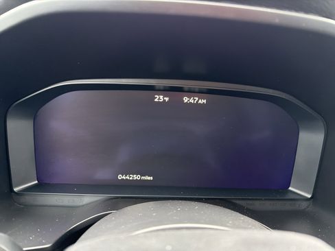 Used 2023 Mitsubishi Outlander SE Black Edition image 17