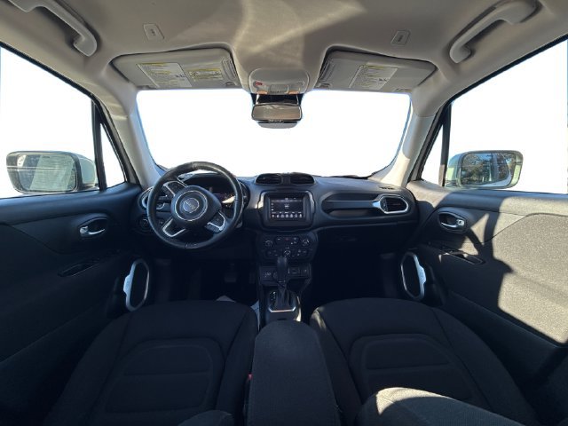 Used 2021 Jeep Renegade Latitude w/ Convenience Group AWD/4WD image 21