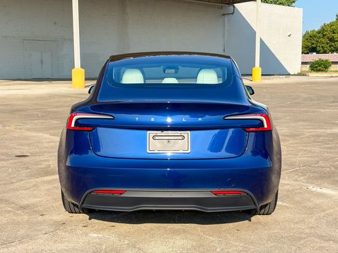 Used 2025 Tesla Model 3 RWD image 10